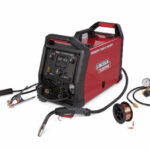 La Power MIG 215 MPi K4876-1 de Lincoln Electric es una soldadora multiproceso portátil (MIG, TIG, Stick, Flux-Cored) con voltaje dual, ideal para talleres, fabricación metálica y mantenimiento industrial.